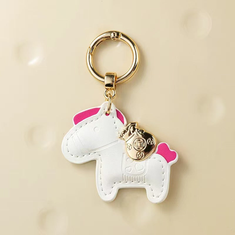 Wholesale Modern Minimalist Keychain with Green Flocked Rope and Pony,  Car Key Accessory for Boutique Resale