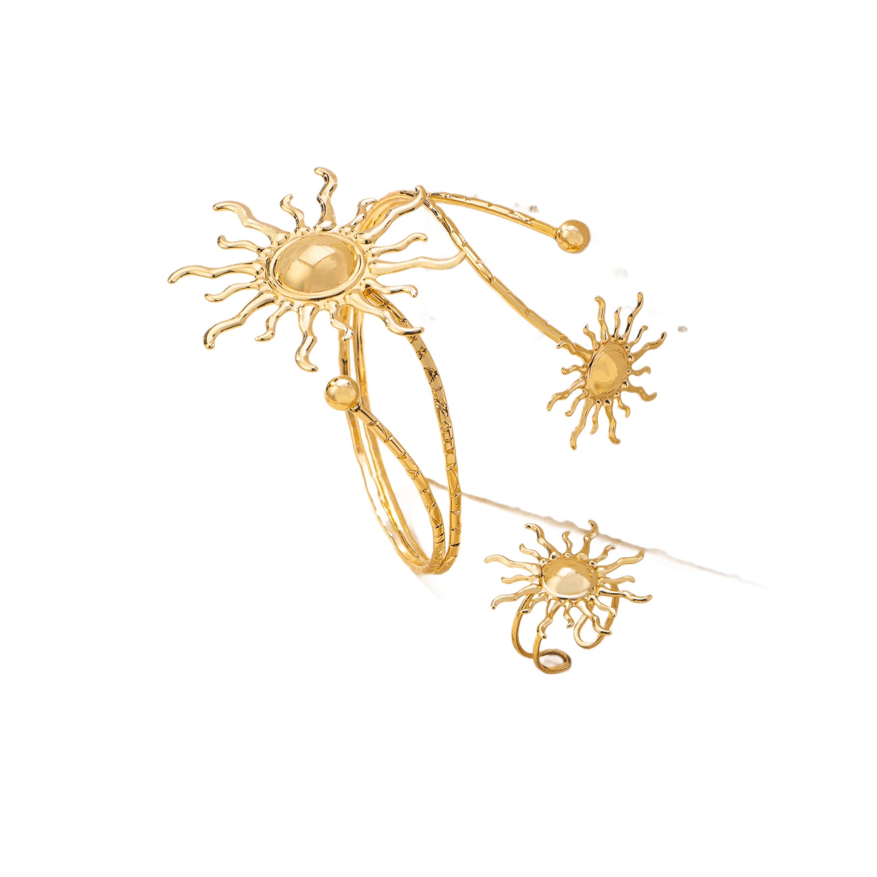 Wholesale r metal sunflower open bracelet and ring set,  retro and unique light luxury women' s jewelry
