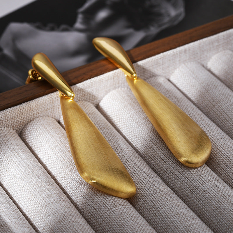 Wholesale  Drop Earrings  Light Luxury High-end Sense Earrings