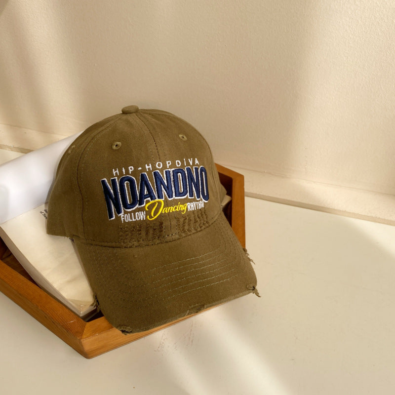 Wholesale Children's alphabet embroidered baseball cap