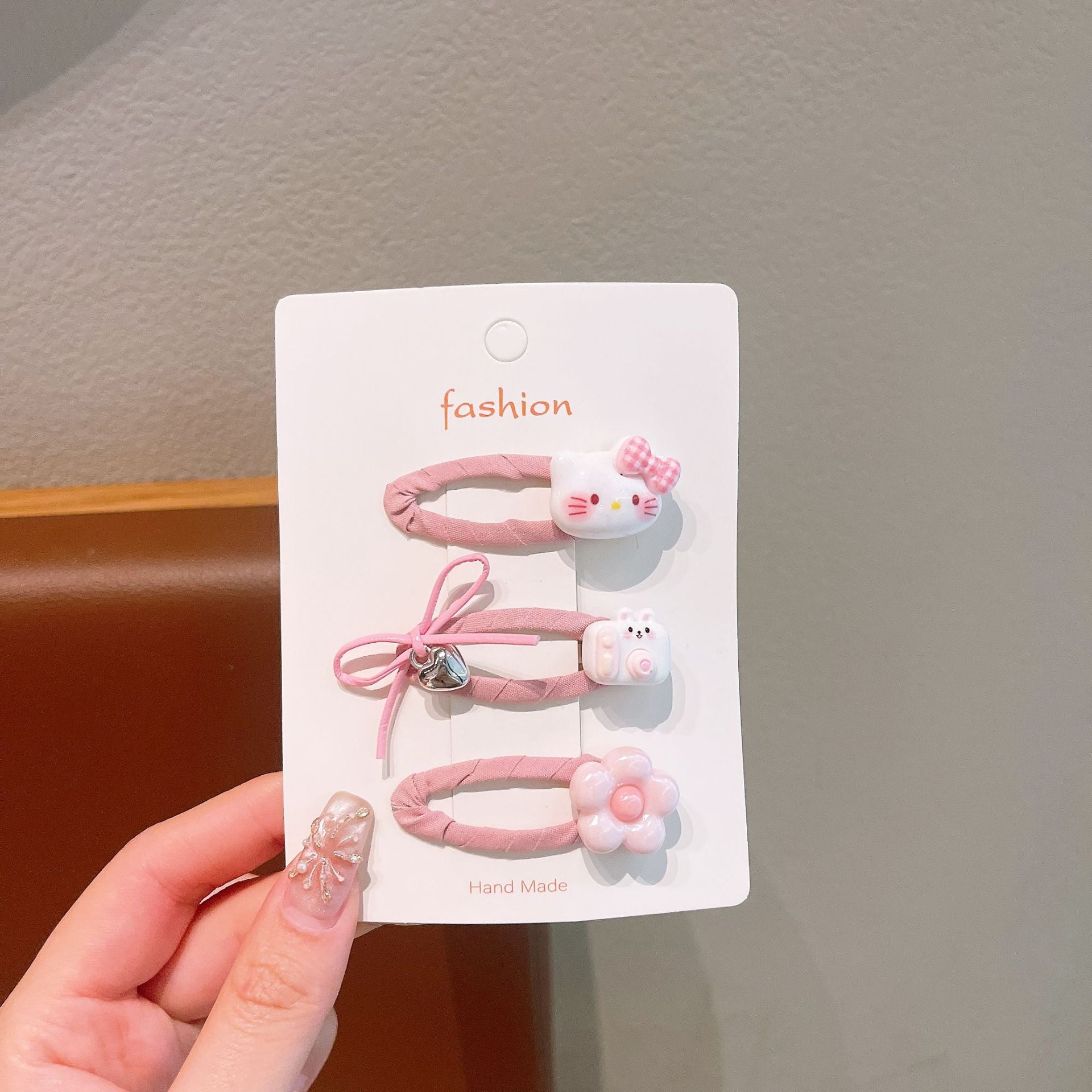 Wholesale Cute Cartoon Style  Gentle on Hair Kids Hair Clips