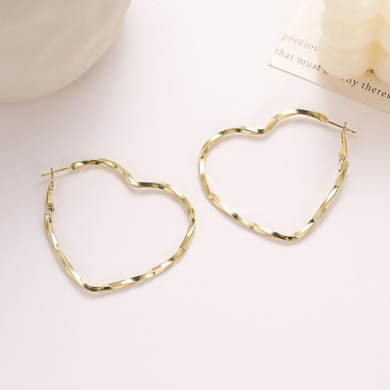 Wholesale Metal Plain Hoop Heart Earrings