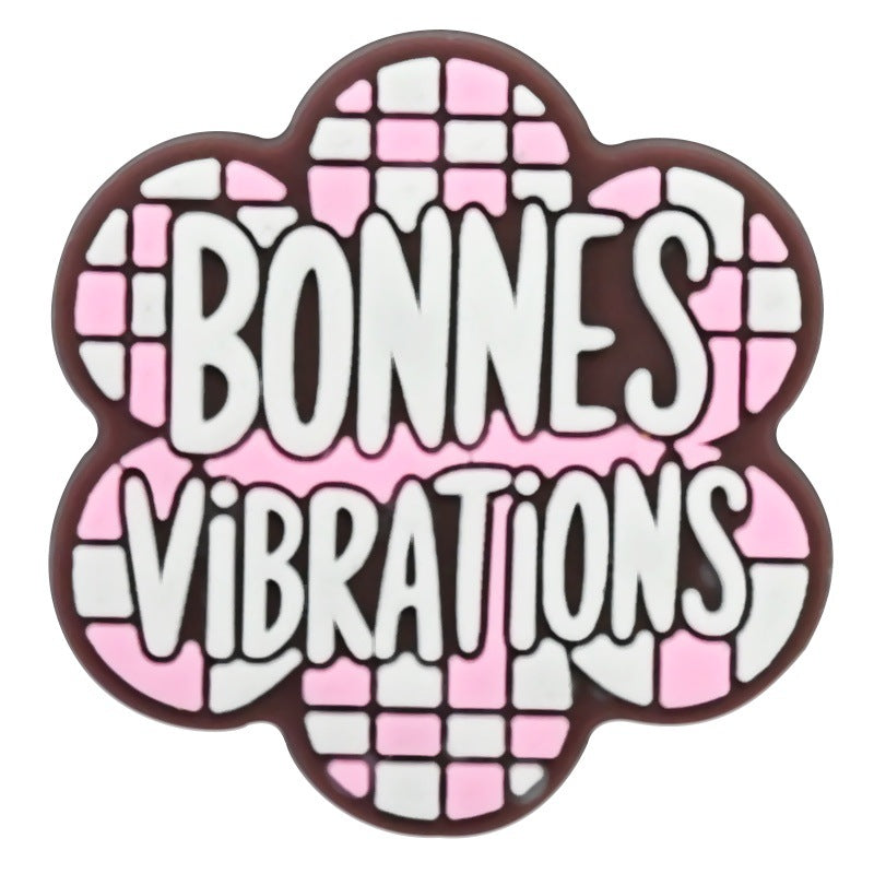 Serie di frasi francesi casuali all'ingrosso da 100 pezzi di cartoni animati di zoccoli Decorazione con fibbia per scarpe in gomma morbida in PVC