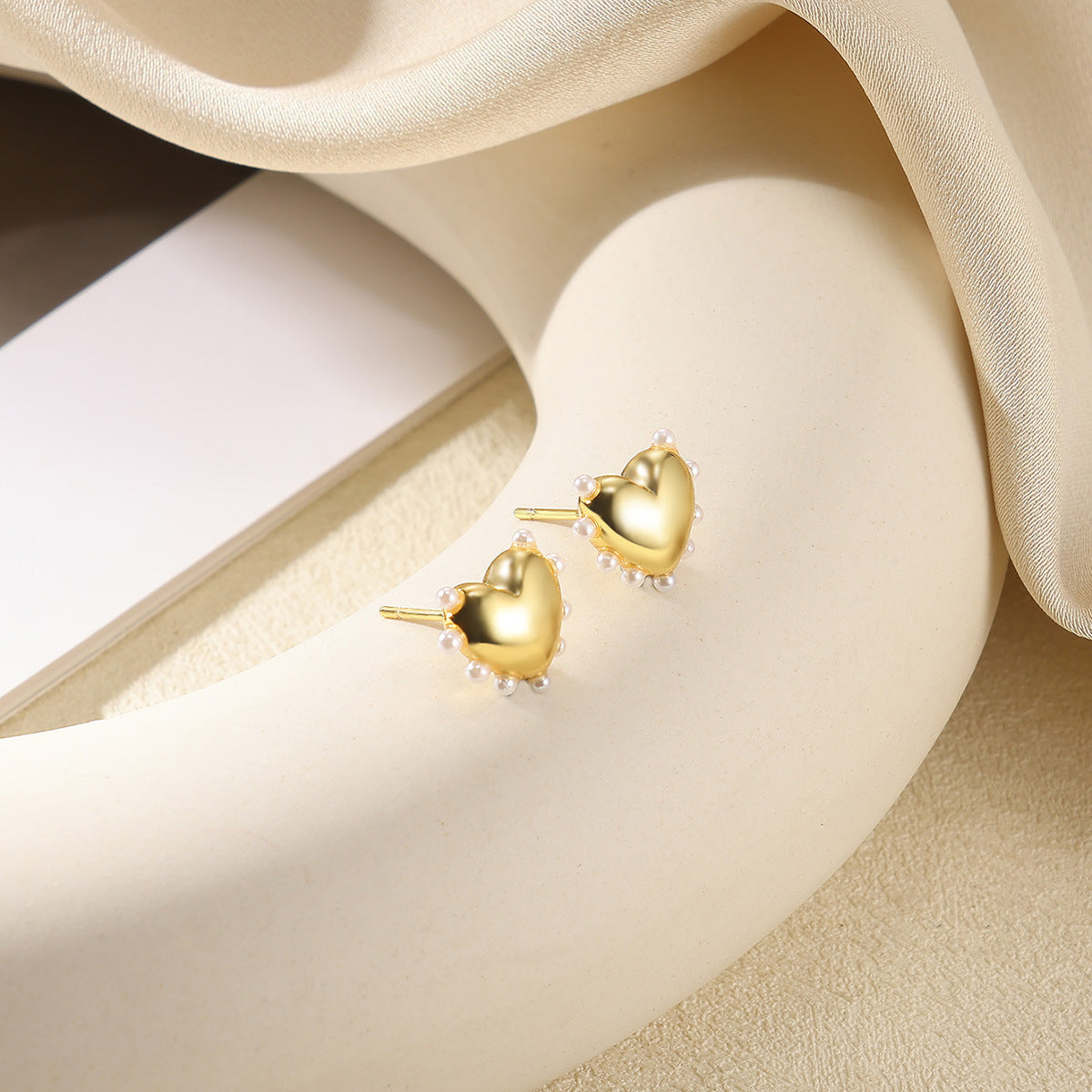 Wholesale Stainless steel man-made pearl earrings