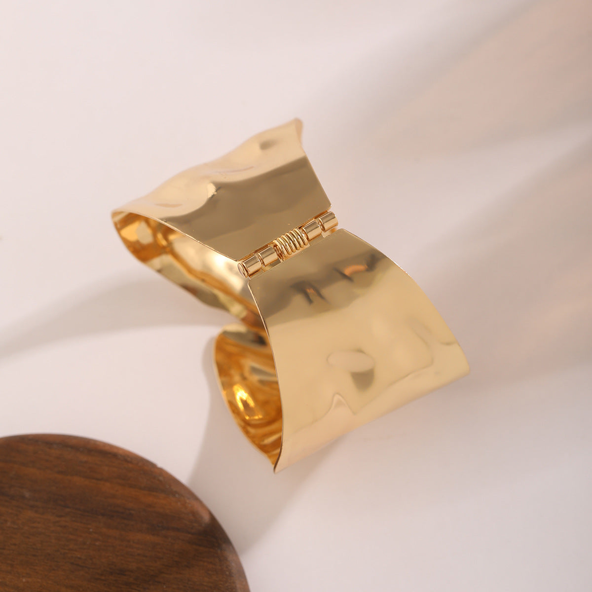 Wholesale Metal Adjustable Cuff Bracelets ACC-BT-XueRou002