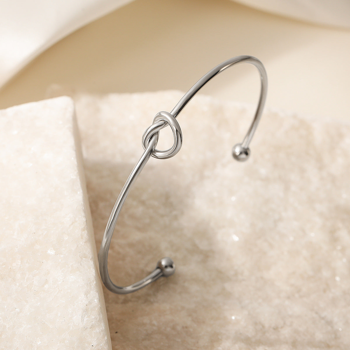 Wholesale 18K Gold Plated Love Knot Open Bracelet