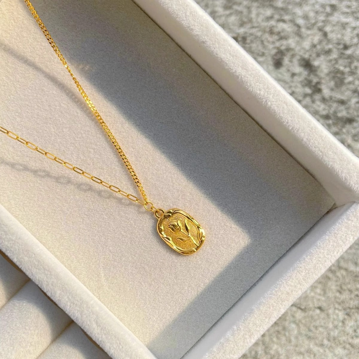 Wholesale Gold Tulip Necklace AB Clavicle Chain