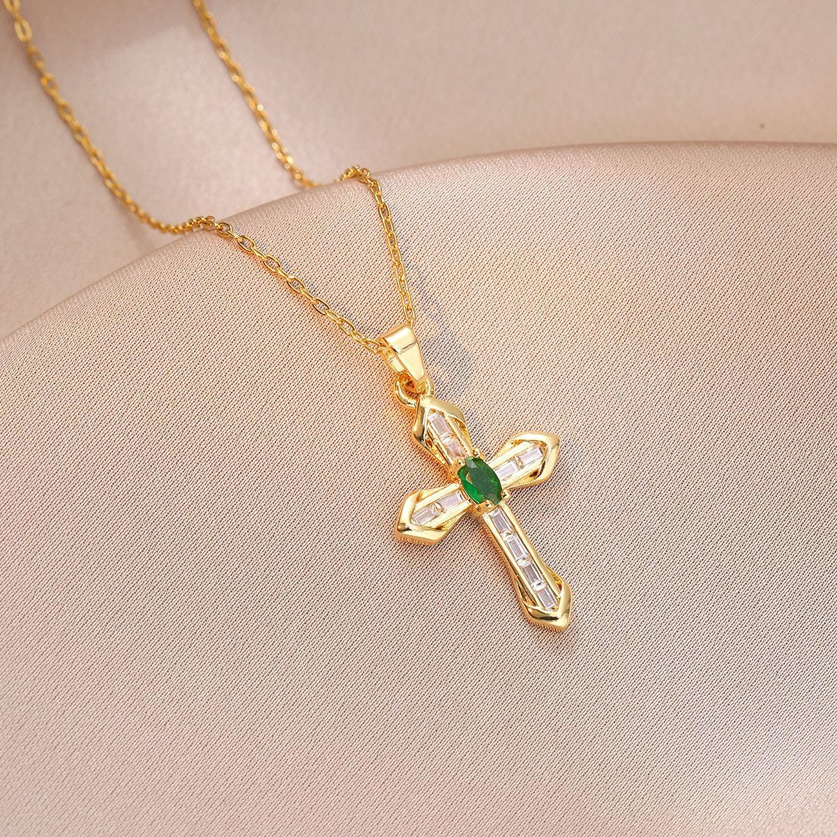 Wholesale Stylish Colorful Zircon Cross Necklace Copper Electroplated Fashion Accessory For Women Party Gift