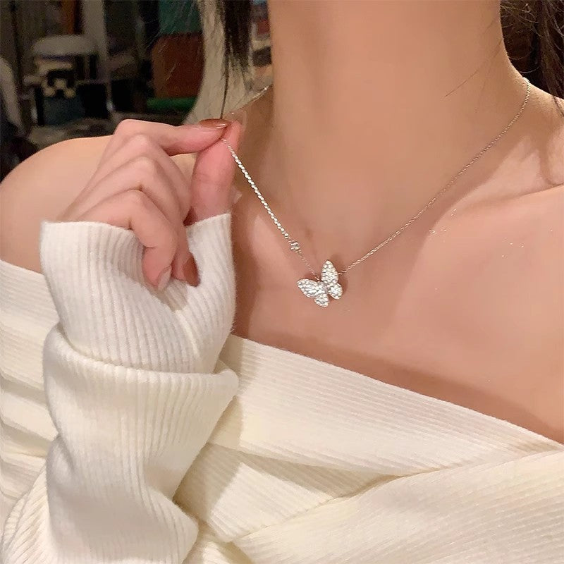 Wholesale Super sparkly zircon titanium steel necklace for women,  versatile and elegant silver.