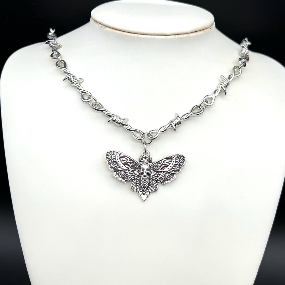 Wholesale hip hop gothic skull moth small thorn necklace