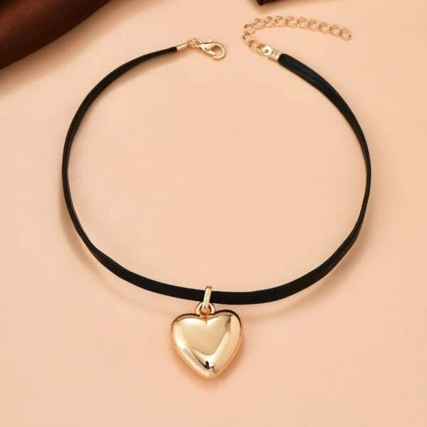 Wholesale Creative Simple Love Pendant All-match Collarbone Chain