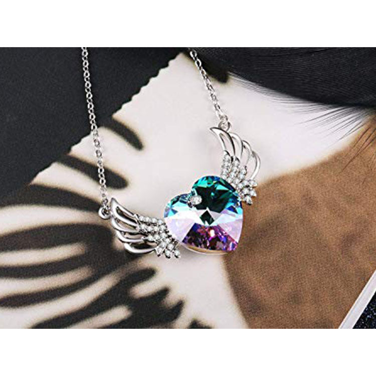 Wholesale Fashion Crystal Pendant Angel Wings Diamond Crystal Necklace