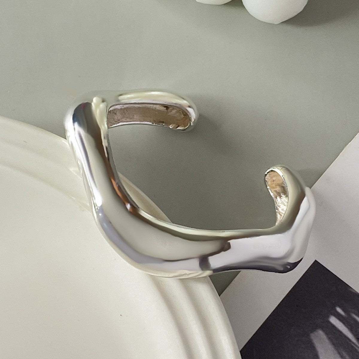 Wholesale Irregular Metallic Open Convex Bracelet Set