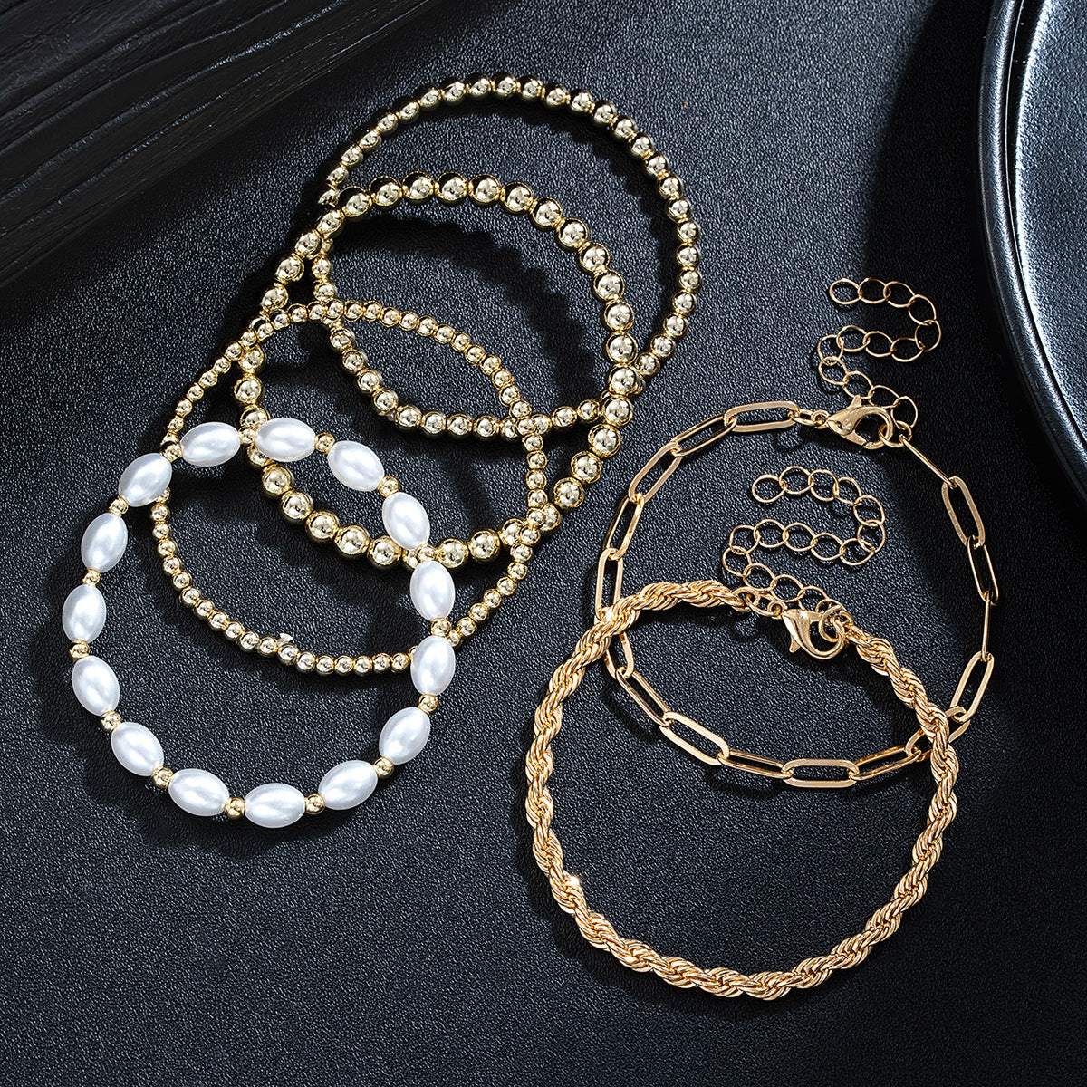 Wholesale Paperclip chain pearl beaded stretch bracelet