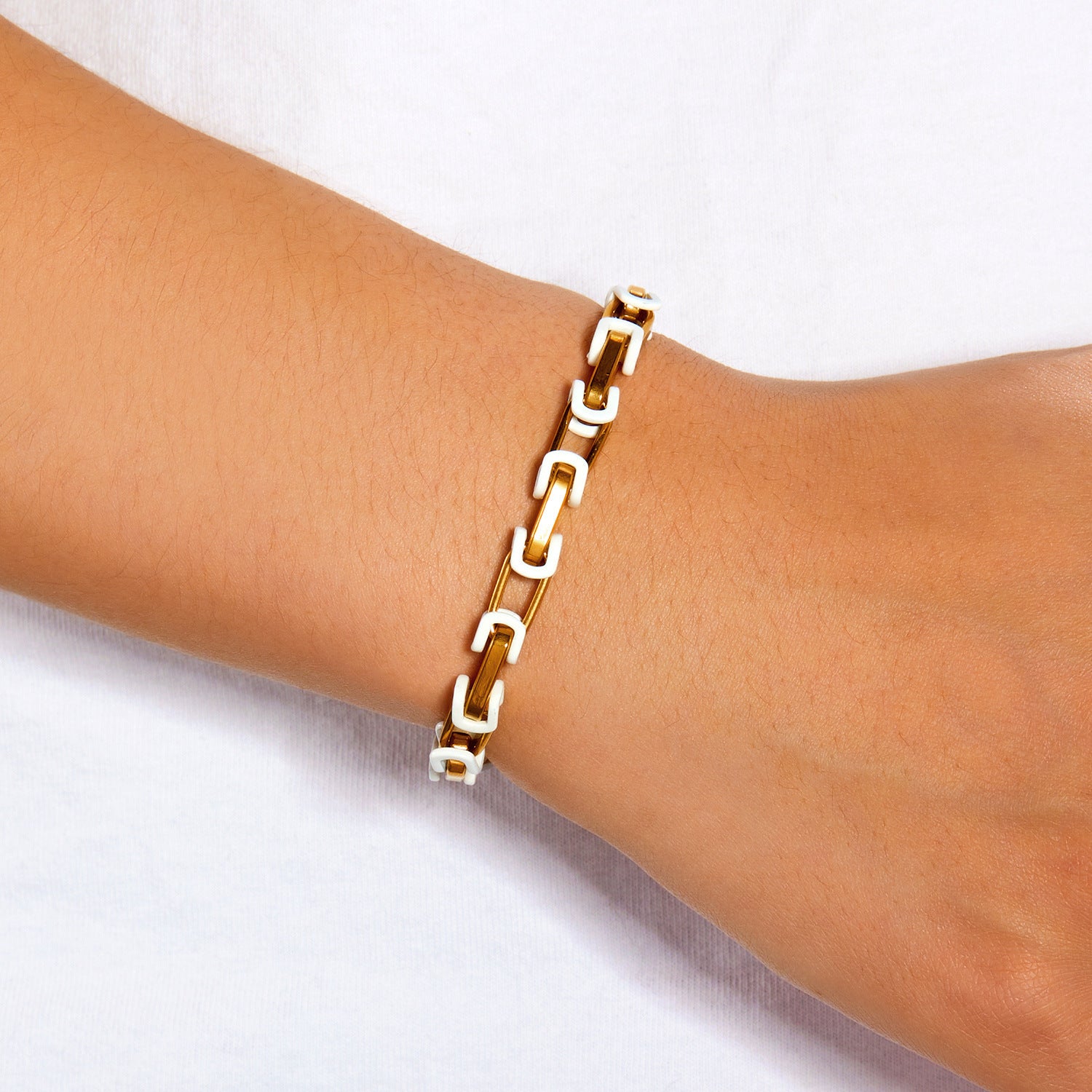Wholesale Light Luxury Style Stainless Steel Bracelet