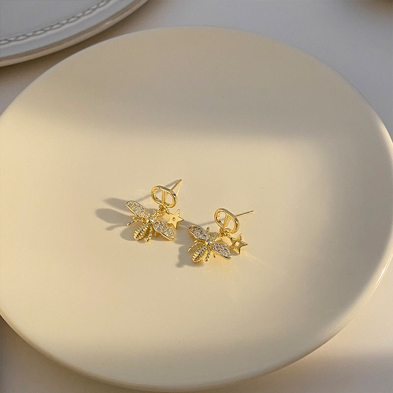 Wholesale Light Luxury Super Flash Letter Bee Star Earrings ACC-ES-NingKa002