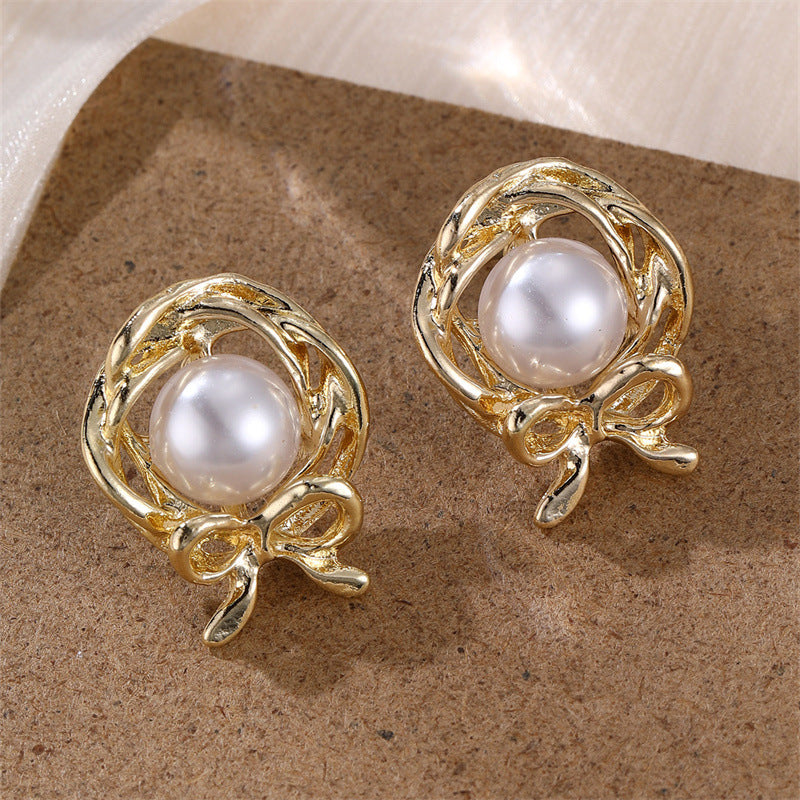 Wholesale  light luxury personality pearl flower earrings