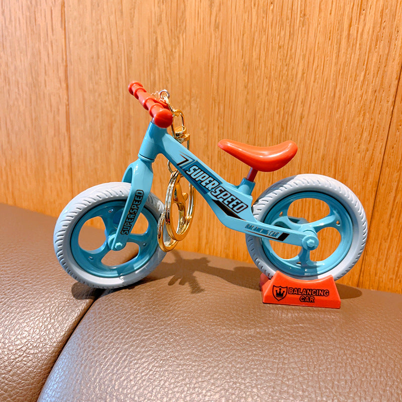 Wholesale Plastic Bicycle Keychain Decorative Car Key Accessory Creative Movable Bike Design