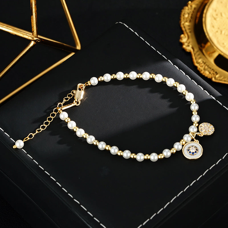 Wholesale Eight-pointed star light luxury pearl bracelet