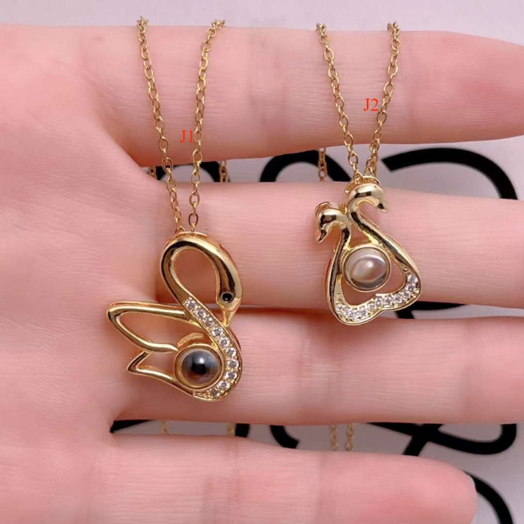 Wholesale 100 languages I love you projection temperature necklace