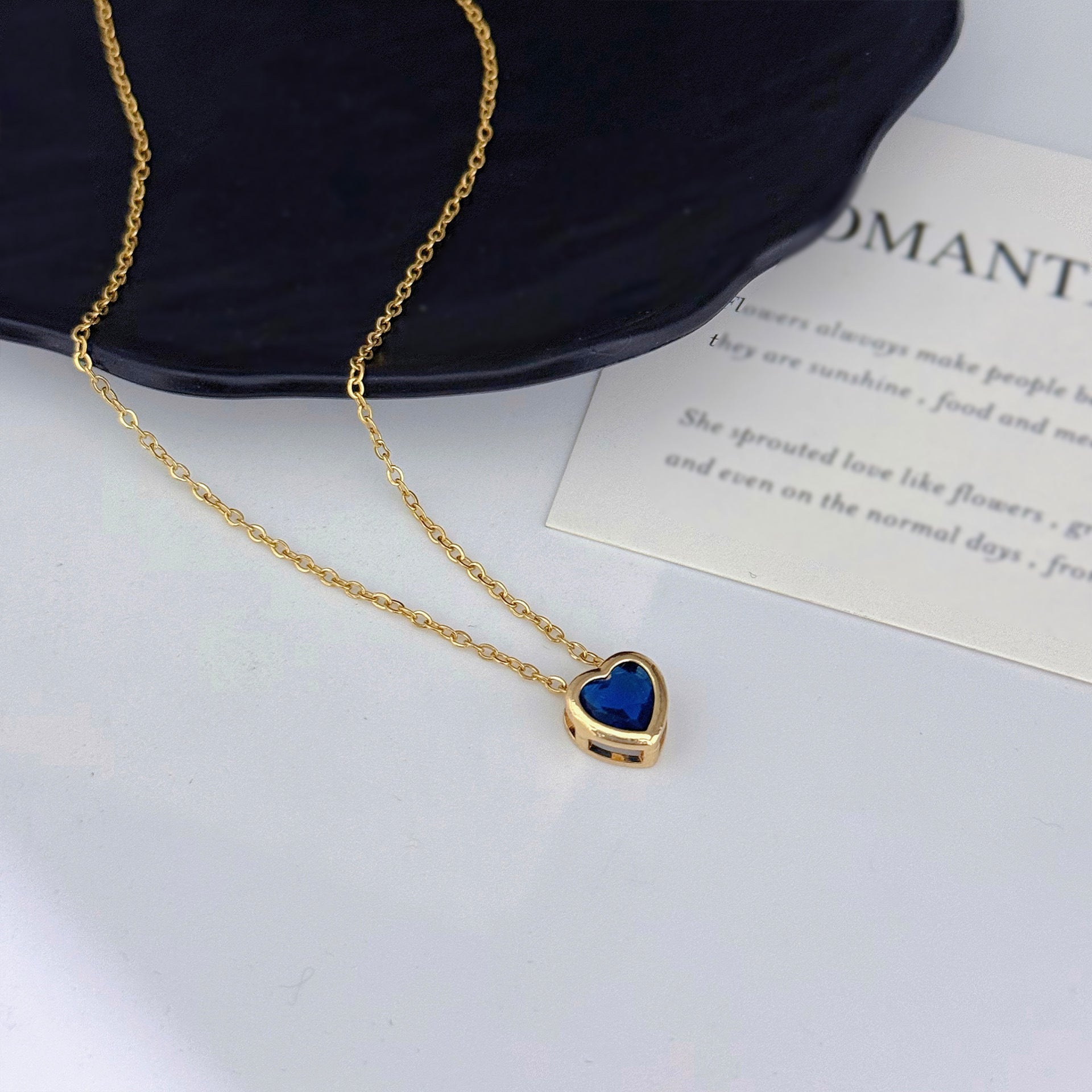 Wholesale Colorful Heart Zircon Necklace Stylish Everyday Collarbone Chain Fashion Accessory Gift
