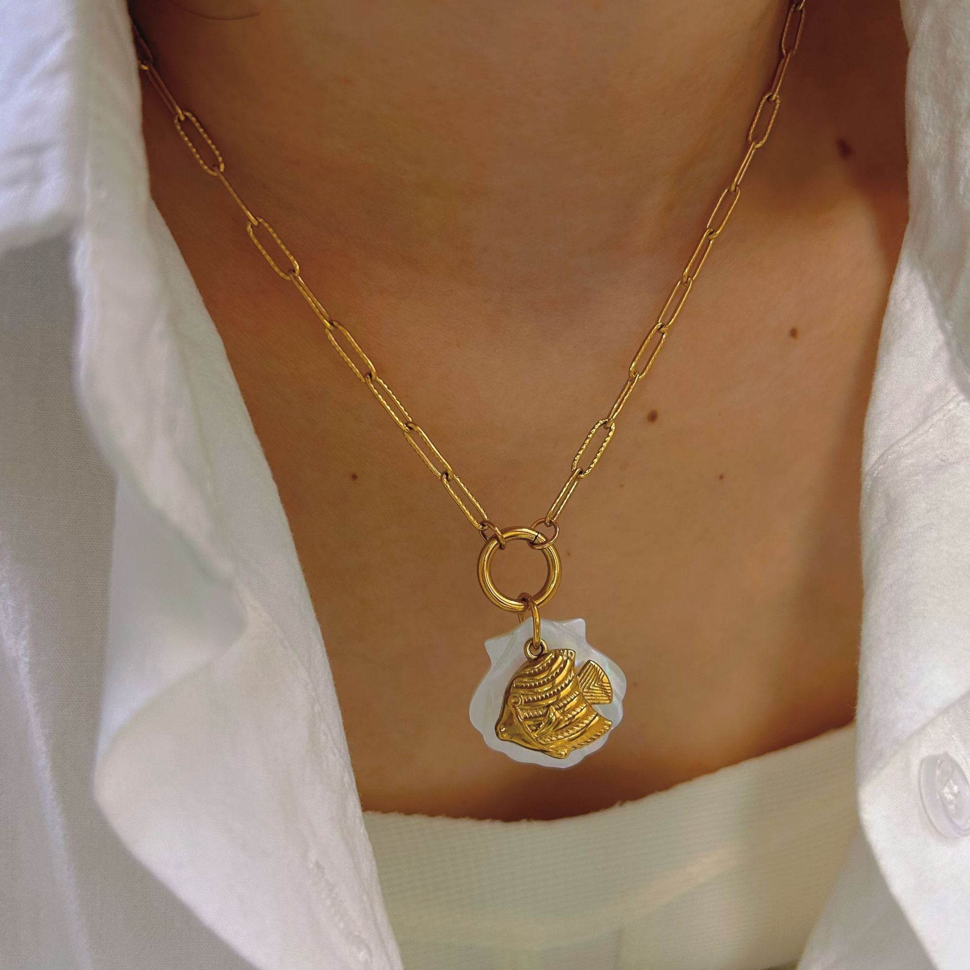 Wholesale marine elements series personality simple starfish turtle color shell pendant stainless steel necklace