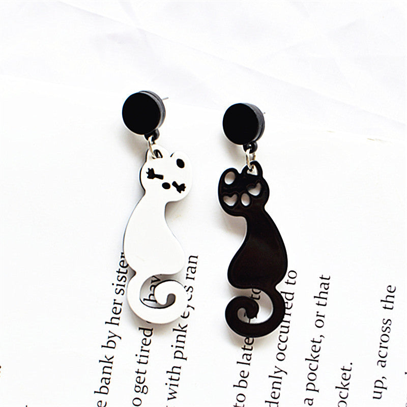 Wholesale Trendy Black White Cat Acrylic Earrings Handmade Fashion Accessory for Boutique Resale