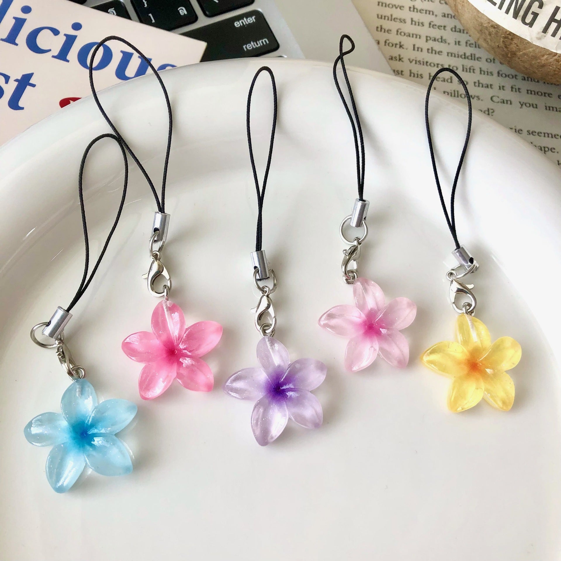 Wholesale Resin Keychain Pendant,  Transparent Purple Trendy Accessory for Bags and Keys