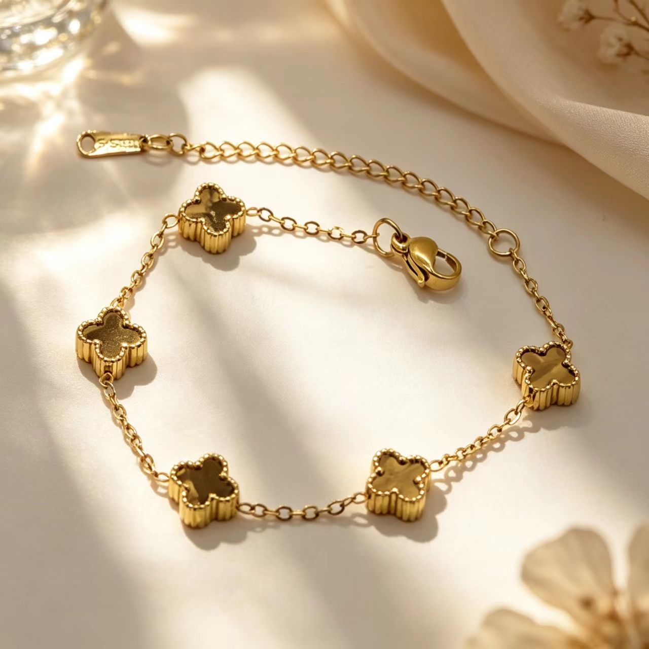 Wholesale Gold Plated Stainless Steel Four Leaf Clover Bracelet Fashion Jewelry for Women