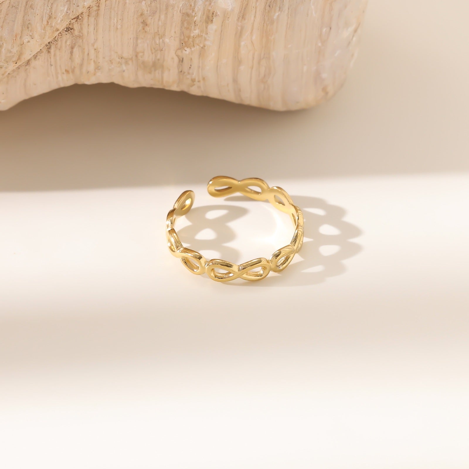 Wholesale Stainless steel gold-plated adjustable starfish flower ring