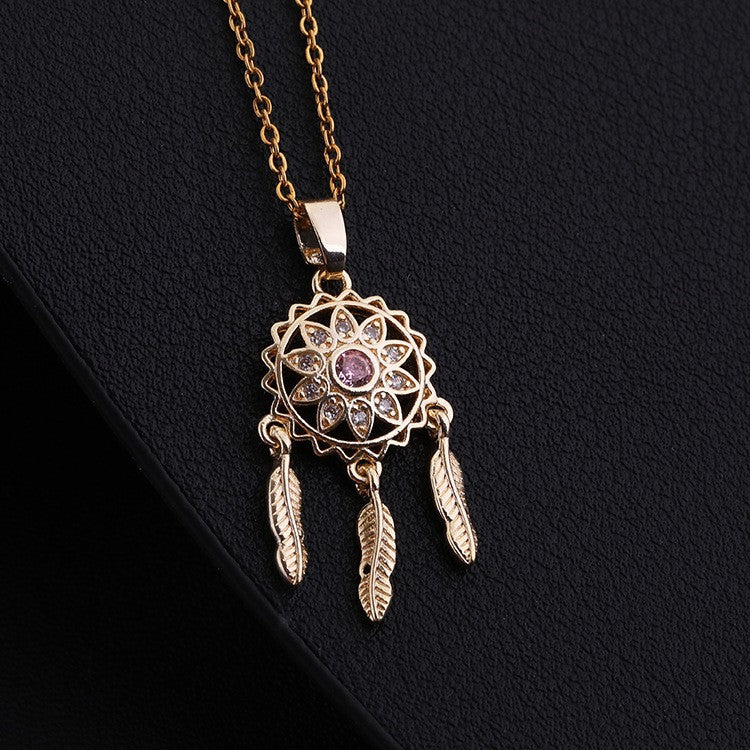 Wholesale Fashion Zircon Sun Geometric Pendant Necklace Trendy Collarbone Chain Jewelry Accessory For Resale