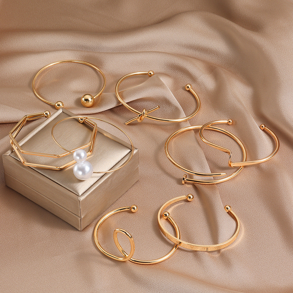 Wholesale Fashion All-match Light Luxury Open Nail Bracelet suit Simple Kink Line Open Bracelet