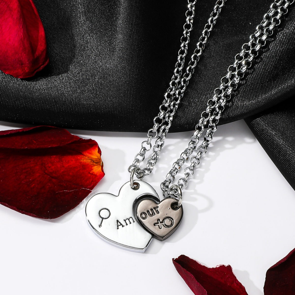 Wholesale creative stitching heart-shaped couple necklace