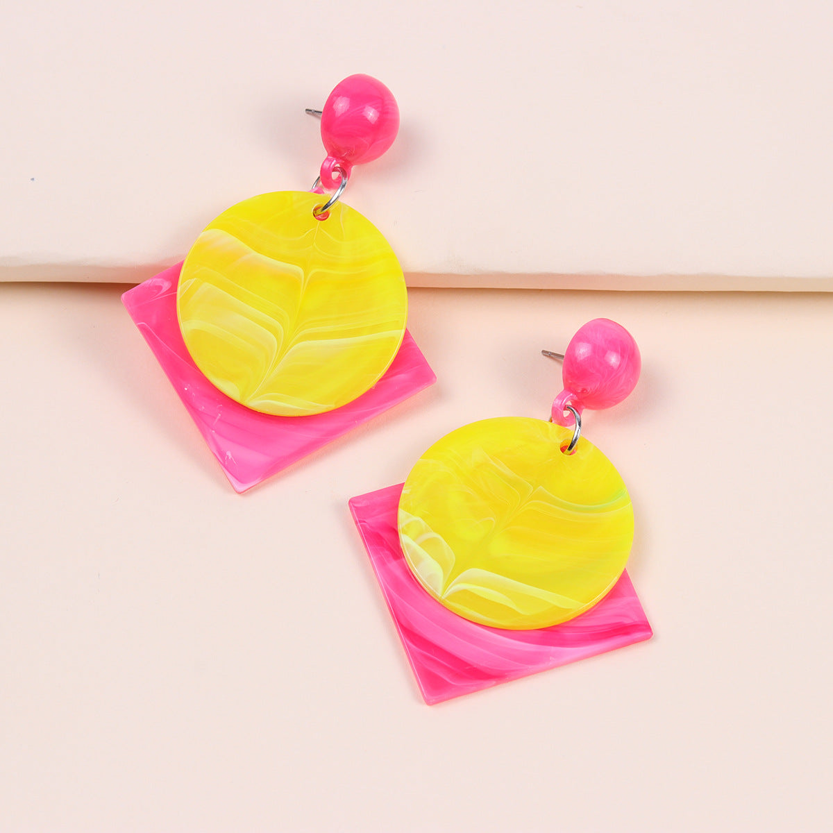Wholesale Round Contrasting Color Acrylic Earrings