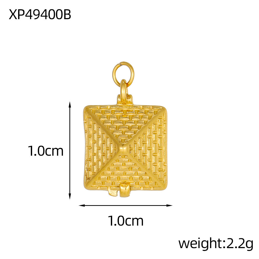 Wholesale Stainless steel three-dimensional pendant