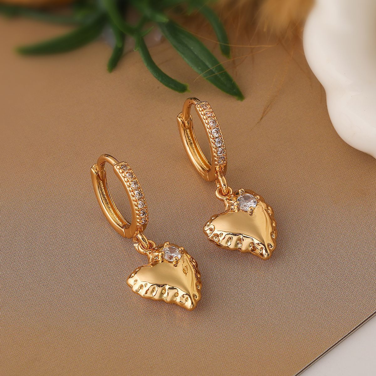 Wholesale Copper Gold Plated Zirconia Heart Earrings