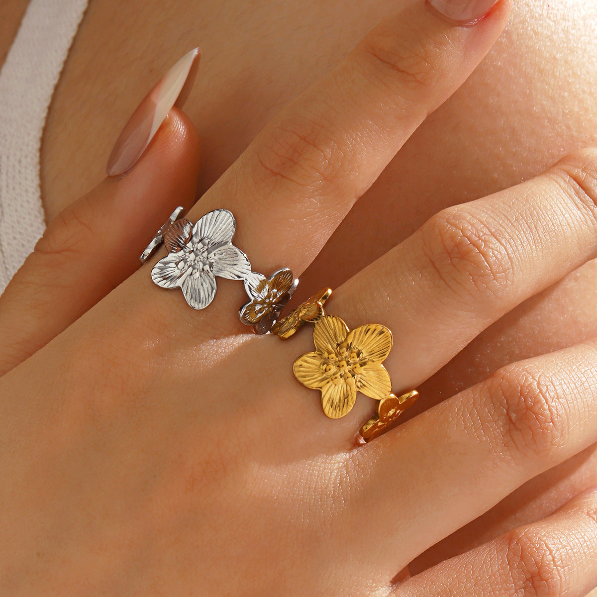 Wholesale Stainless Steel Floral Open Ring - Trendy European Style Jewelry for Women,  Everyday Gift or Boutique Resale ACCVIP