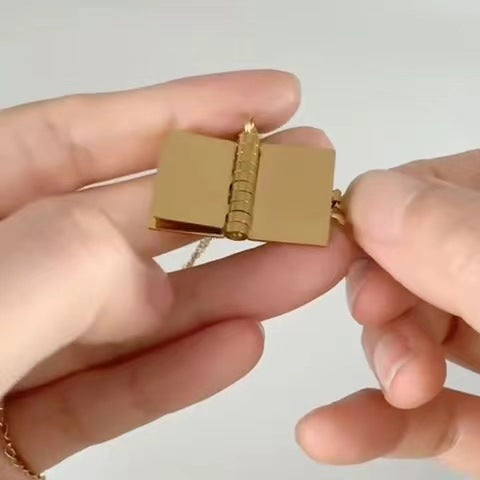 Wholesale stainless steel love open and close book pendant necklace