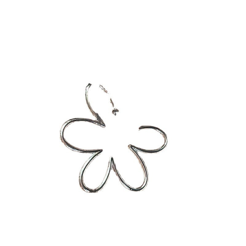 Wholesale Floral Design Flower Ear Clip Fashion Accessory for Women Boutique Resale Gift
