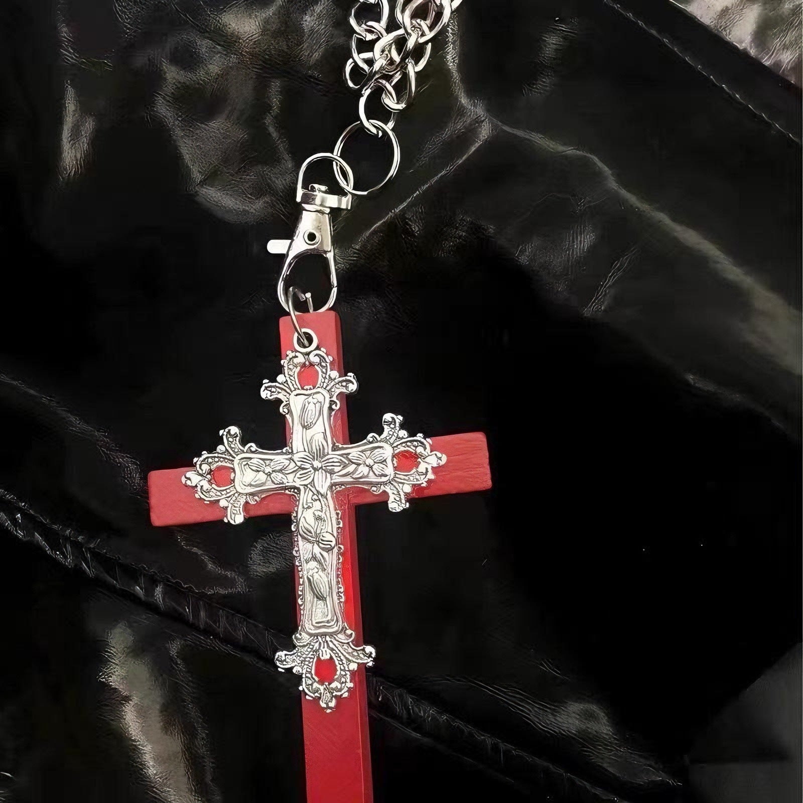 Wholesale Gothic Cross Pendant Necklace Y2K Punk Wooden Jewelry Accessory For Everyday Chic Boutique Resale