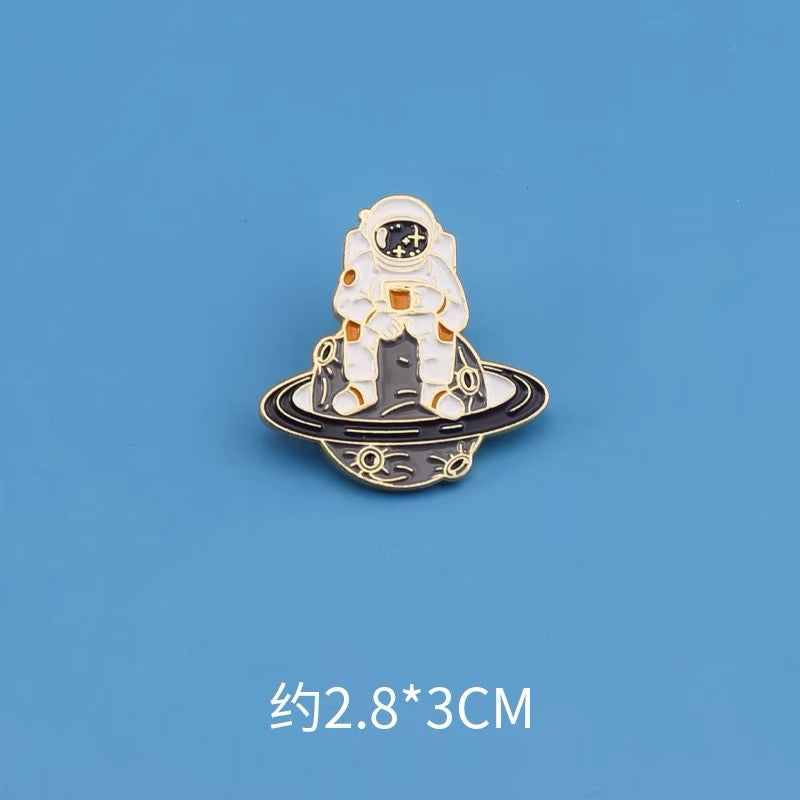 Wholesale 10pcs Space Planet Astronaut Metal Badge