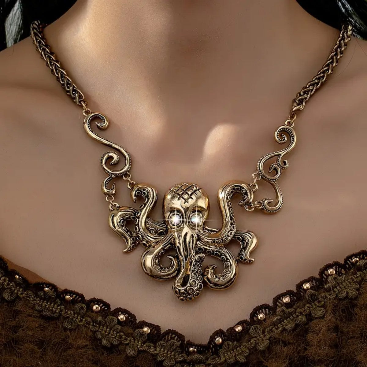 Wholesale Vintage Octopus Pendant Necklace Stylish Bohemian Rhinestone Alloy Jewelry Accessory Gift