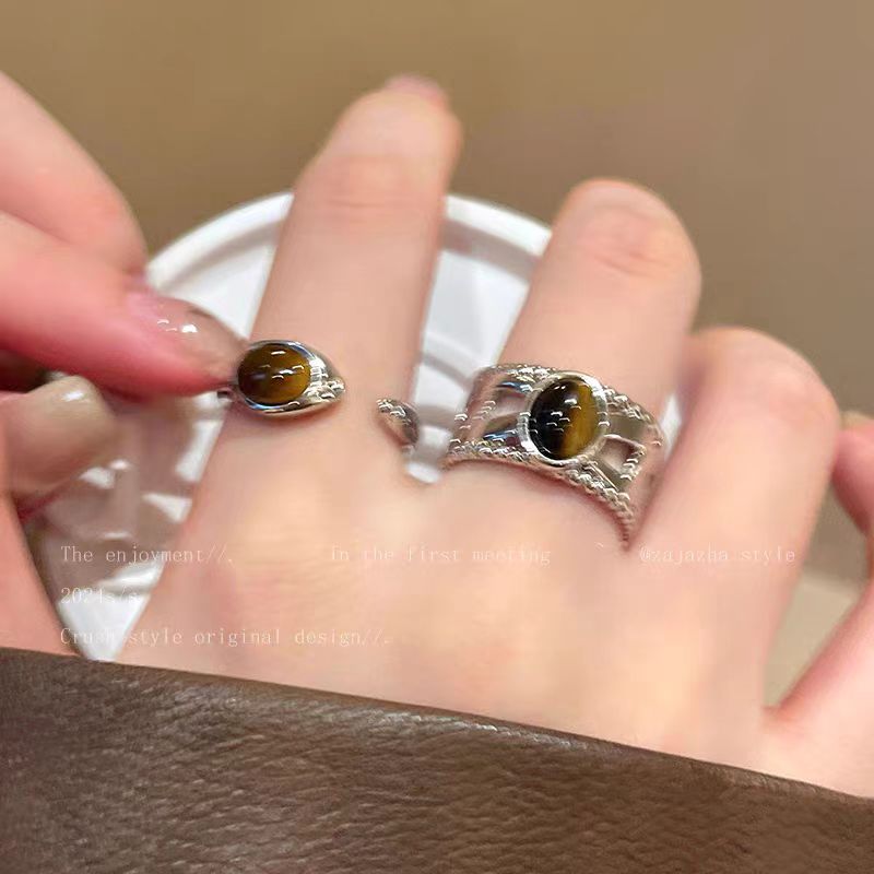 Wholesale Maillard Tiger Eye Stone Flower Ring