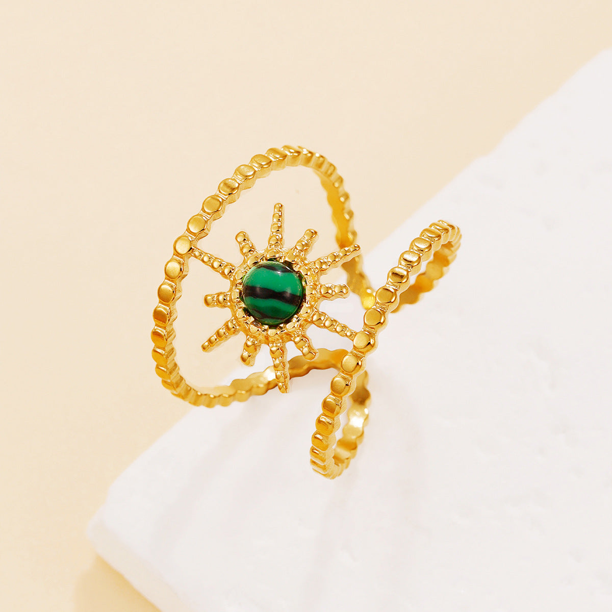 Wholesale Vintage Retro Openwork Star Stainless Steel Ring with Malachite Natural Stone Jewelry Accessory