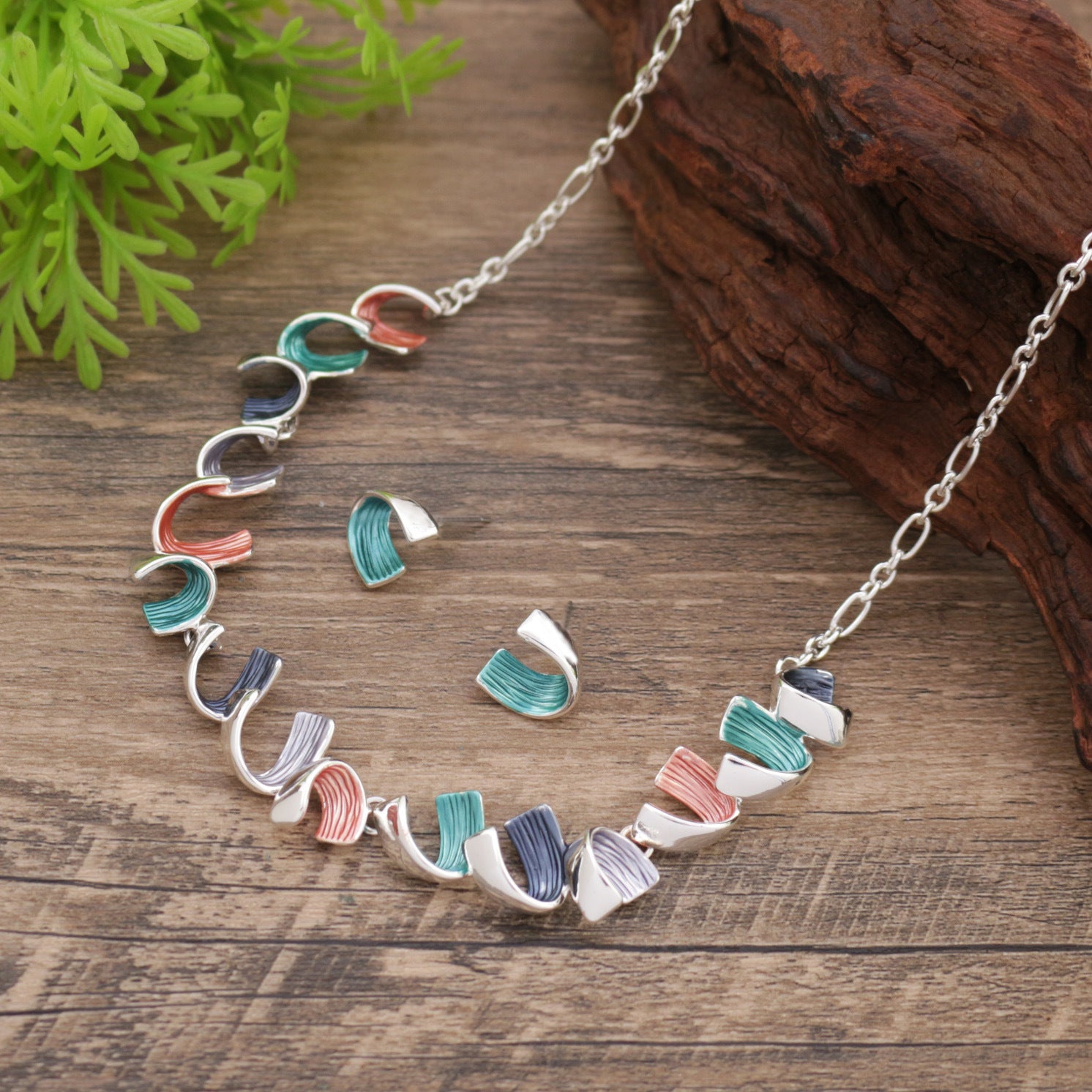 Wholesale  Enamel Geometric Spiral Earrings Necklace Set