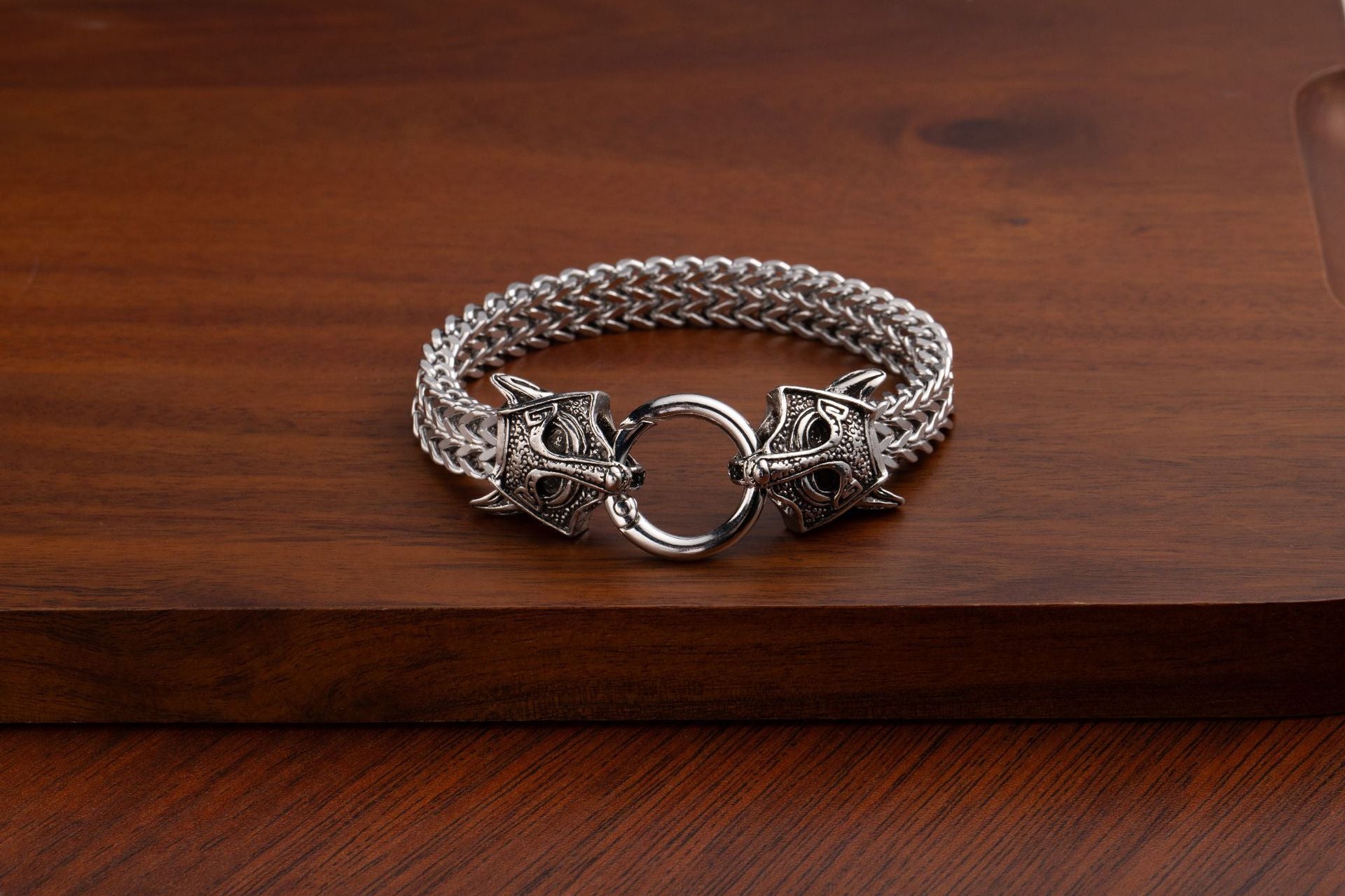 Wholesale Retro Punk Skull Snake Men' s Bracelet Alloy Fashion Accessory Boutique Resale Gift