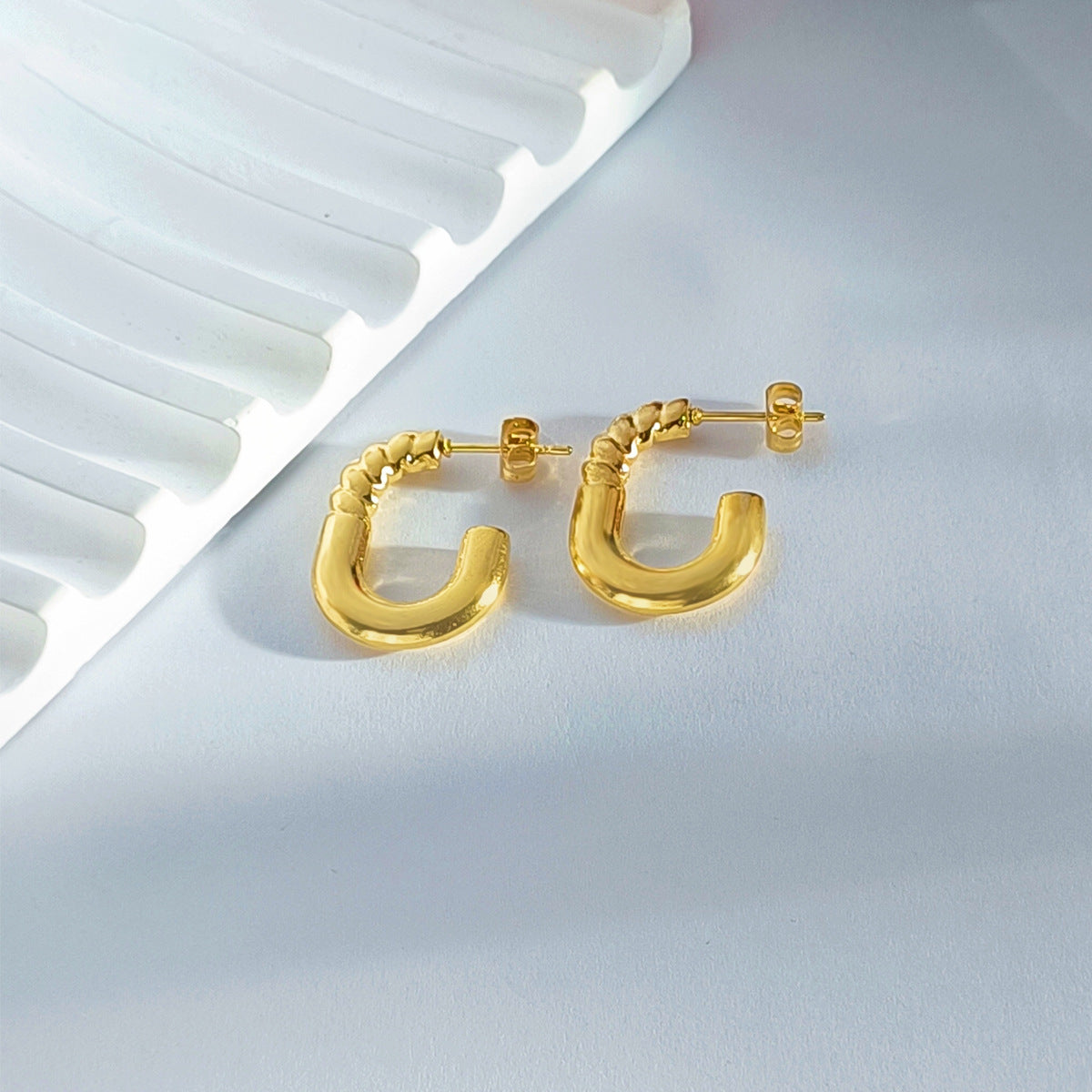 Wholesale stainless steel non-fading  earrings