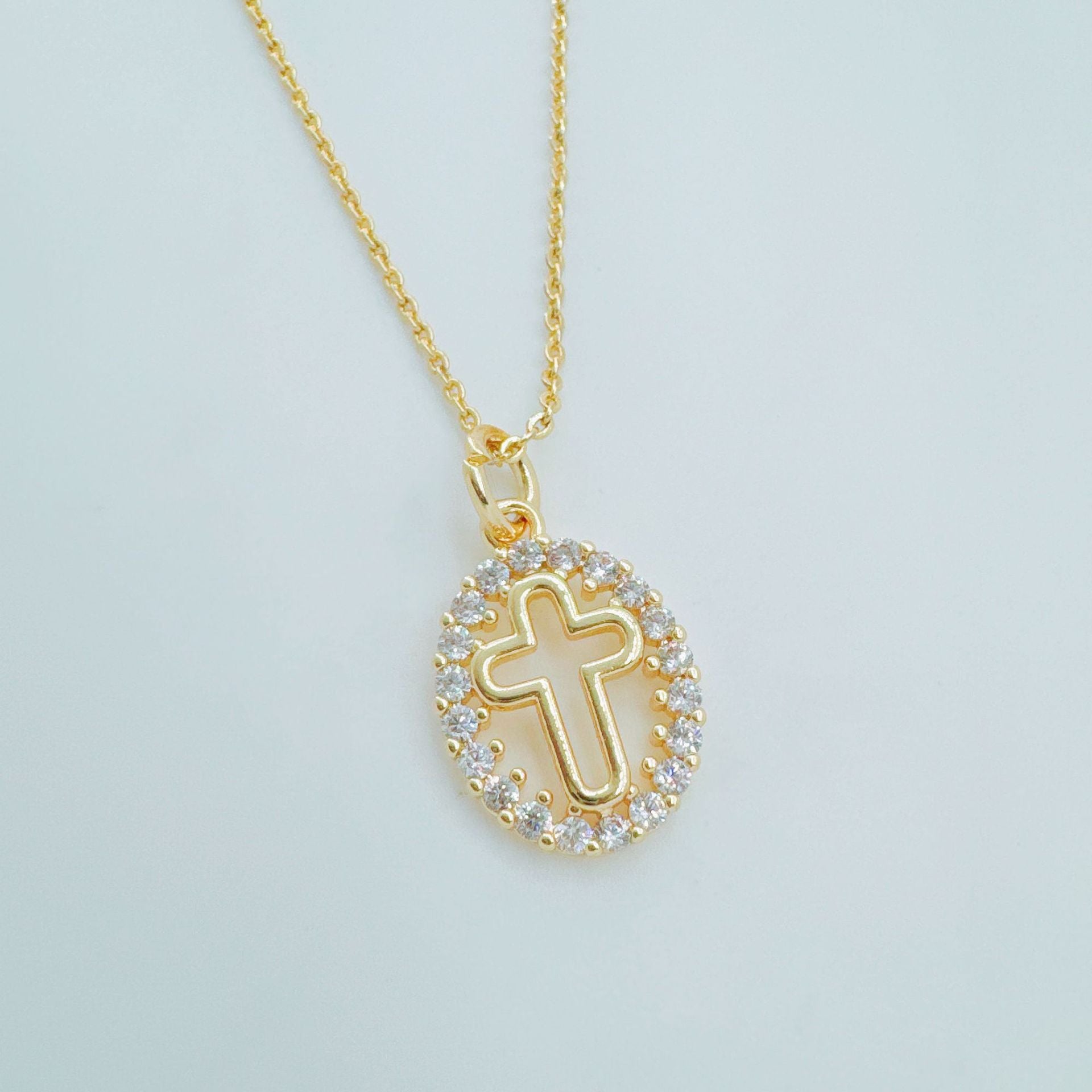 Wholesale Love Cross Pendant Necklace Copper Gold-Plated Fashion Accessory for Women Boutique Resale