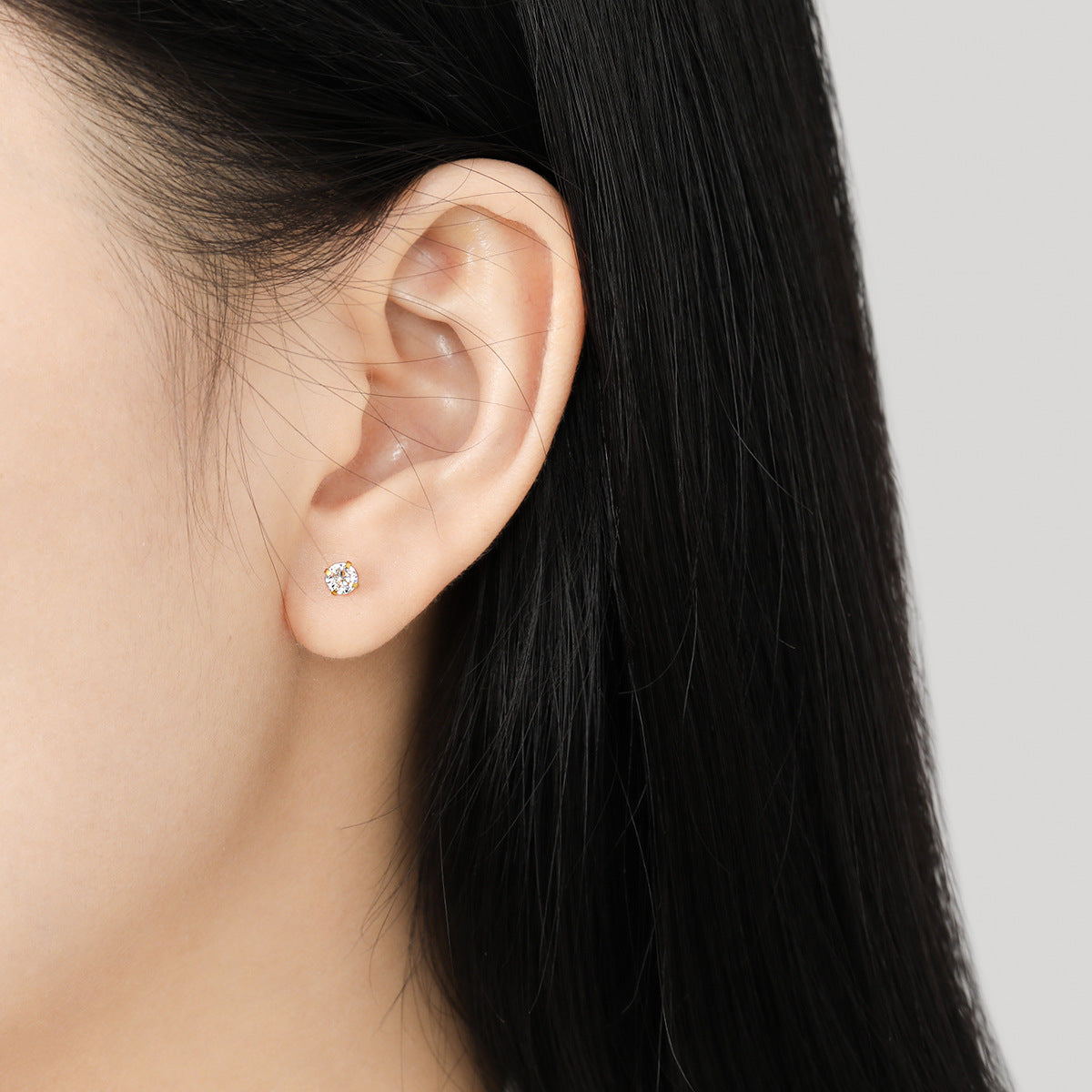 Wholesale diamond-embedded four-claw single diamond ear bone  titanium steel earrings