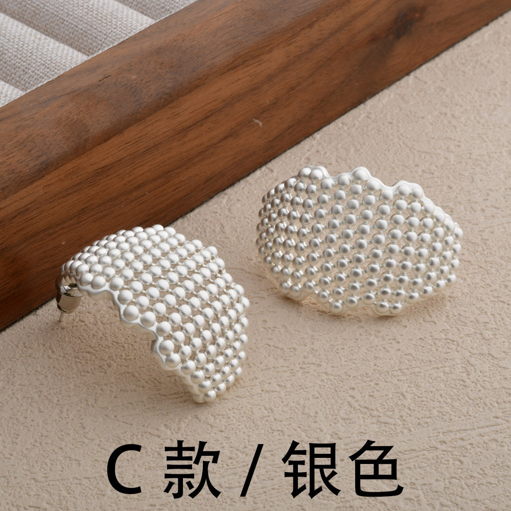 Wholesale Geometric Hollow Ball Earrings